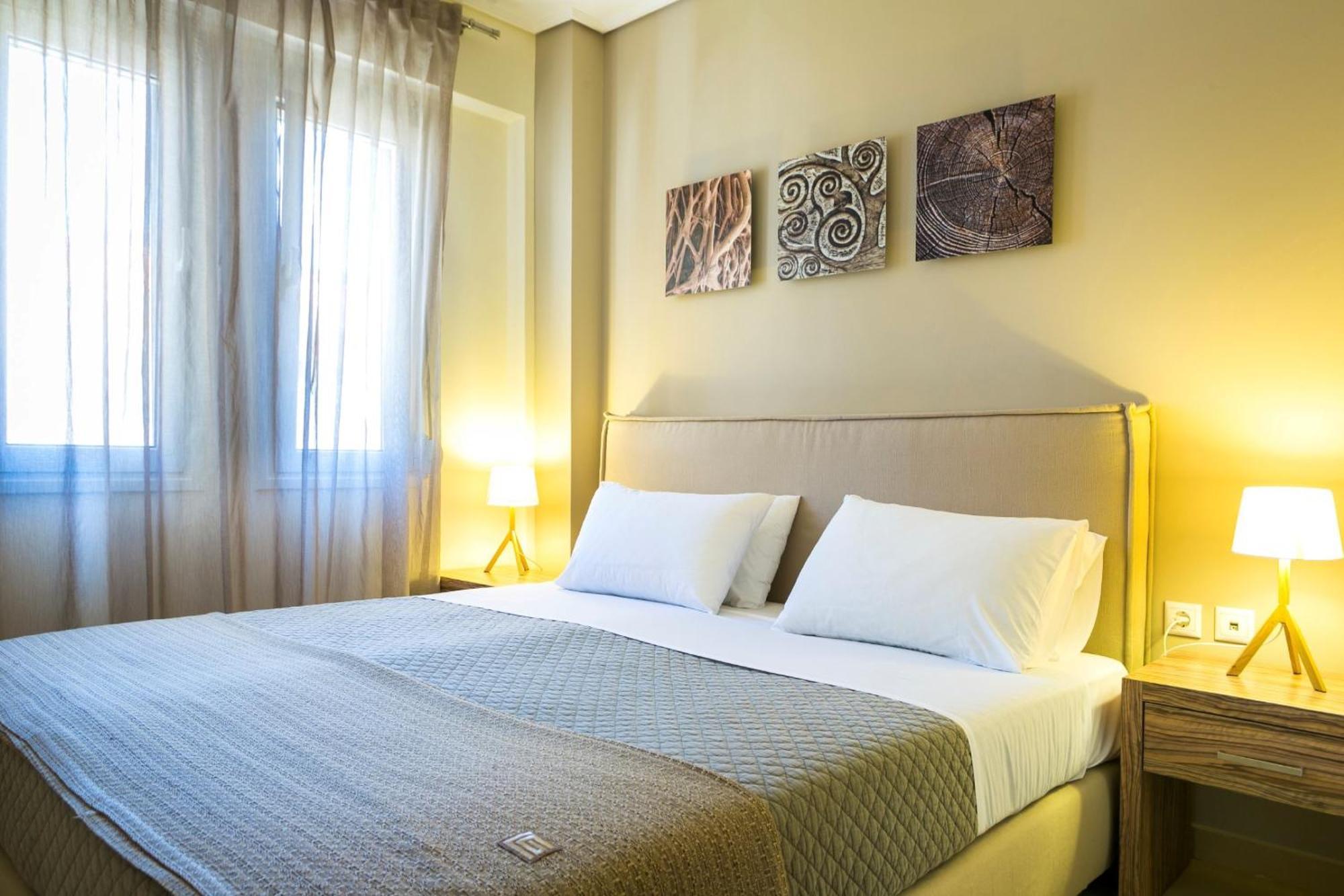 Meliti Waterfront Suites Karavomylos Eksteriør billede