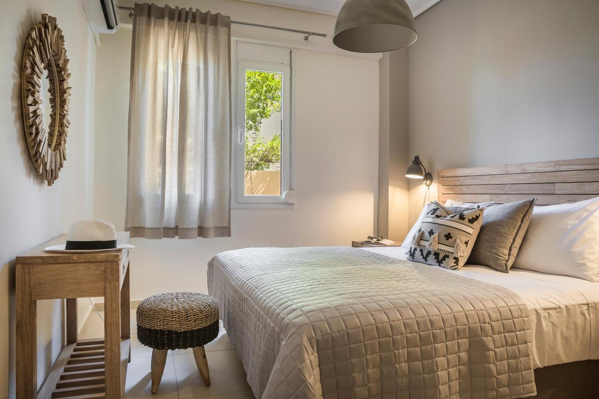 Meliti Waterfront Suites Karavomylos Eksteriør billede